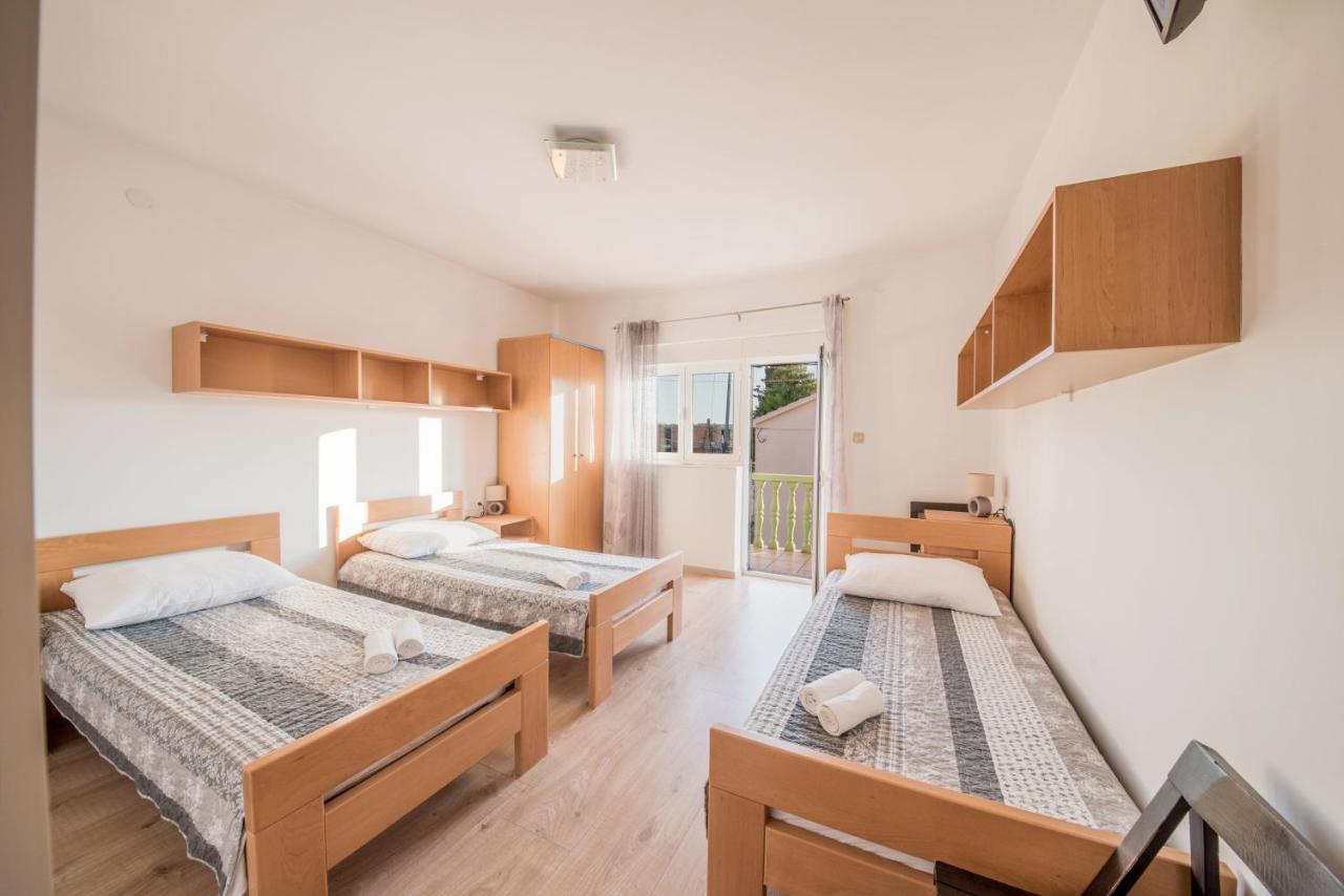 Apartment Prominac Zadar Exteriör bild
