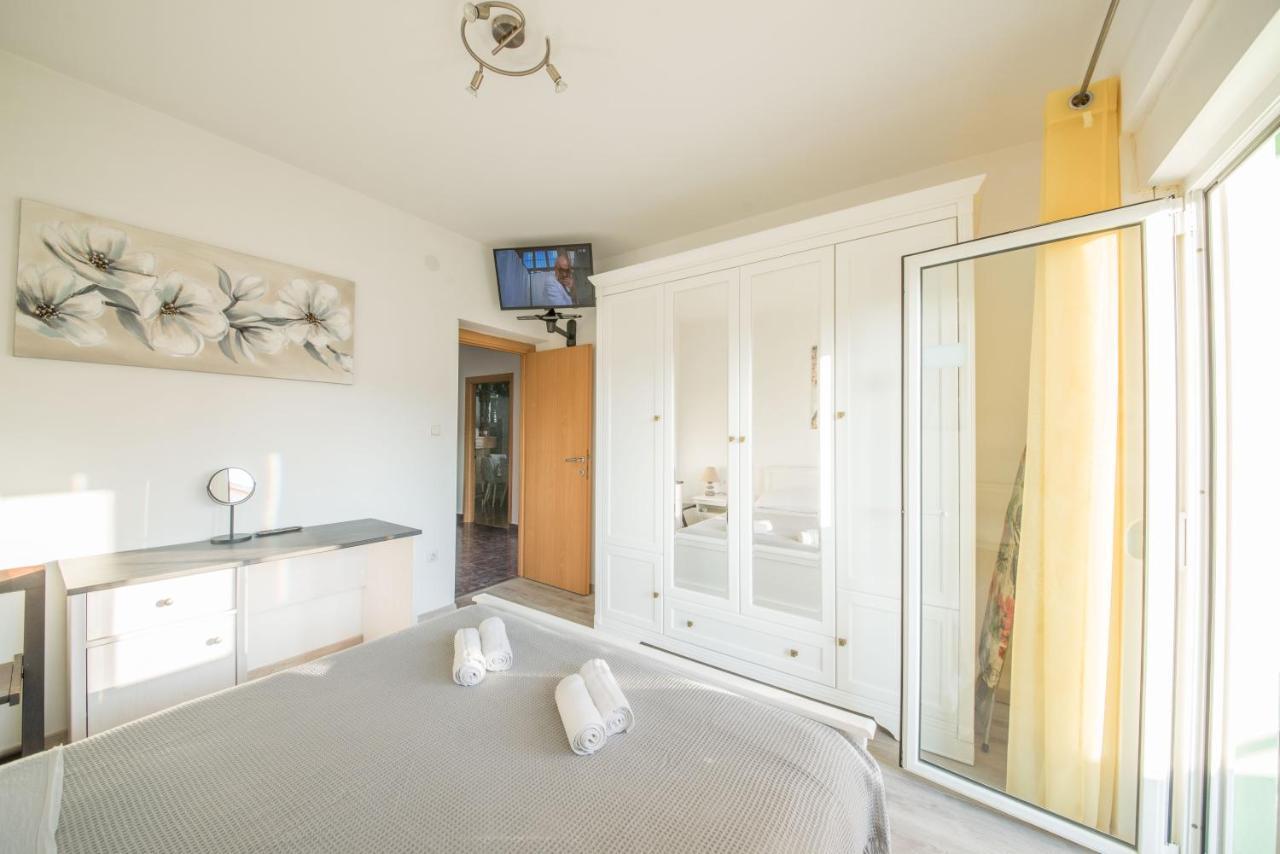 Apartment Prominac Zadar Exteriör bild